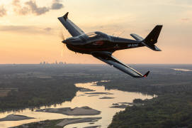 Skyleader600-4666
